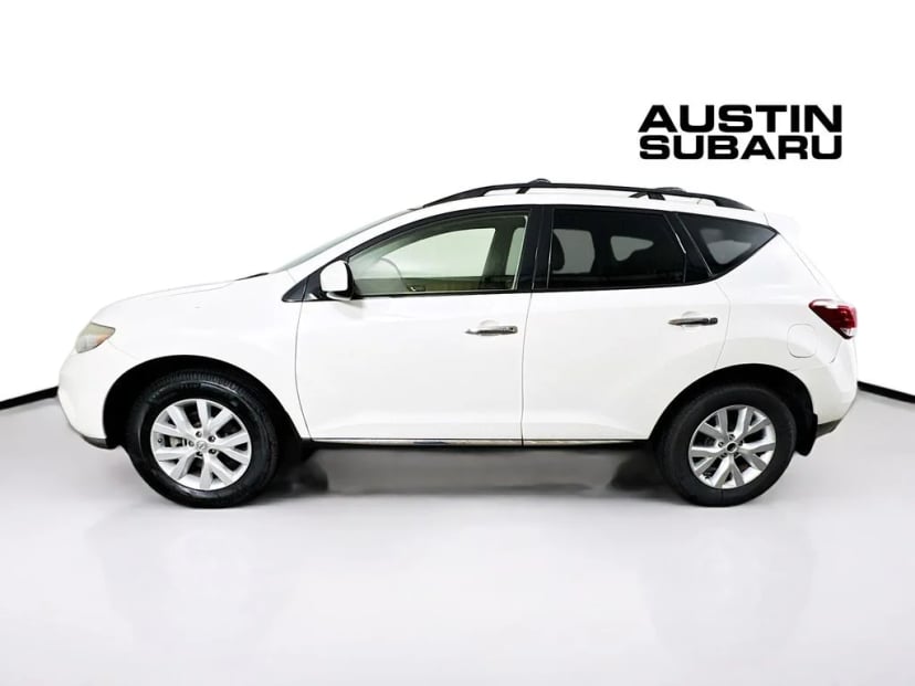 2014 Nissan Murano - Image 2