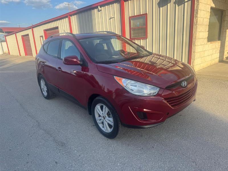 2011 Hyundai Tucson - Image 1