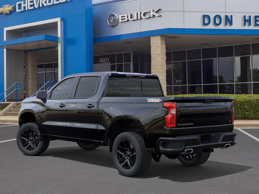 2026 Chevrolet Silverado 1500 - Image 2