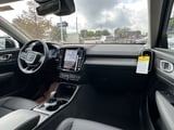 2026 Volvo XC40 - Preview 9