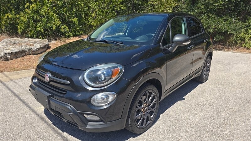 2018 FIAT 500X - Image 1