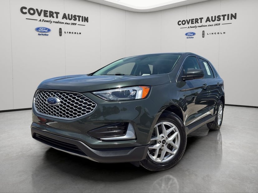 2023 Ford Edge - Image 2