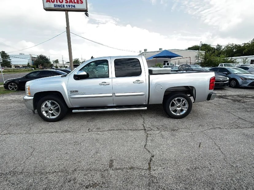 2013 Chevrolet Silverado - Image 1