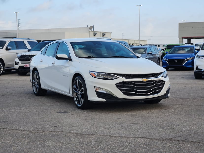 2024 Chevrolet Malibu - Image 3