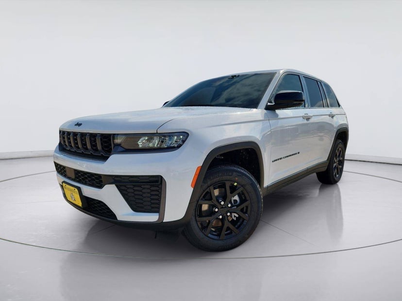 2026 Jeep Grand Cherokee - Image 1