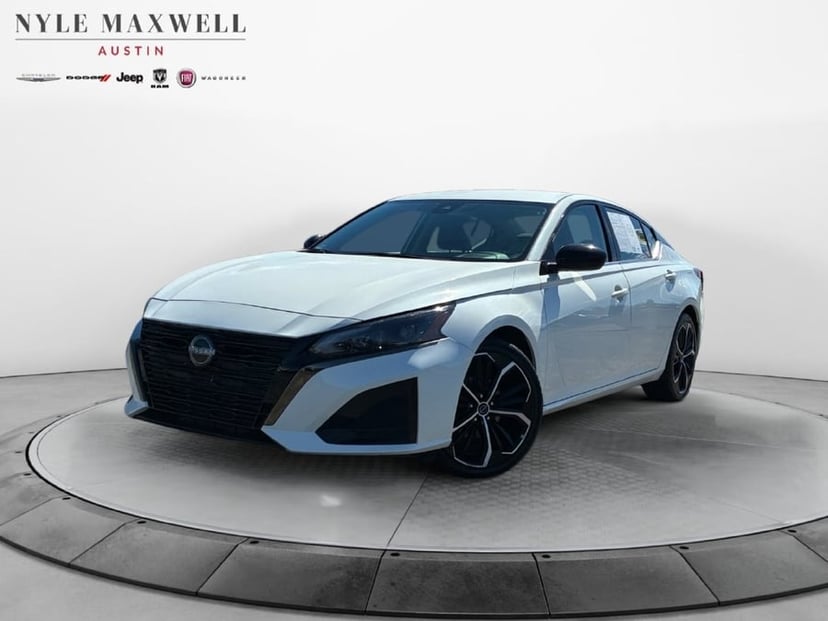 2024 Nissan Altima - Image 1