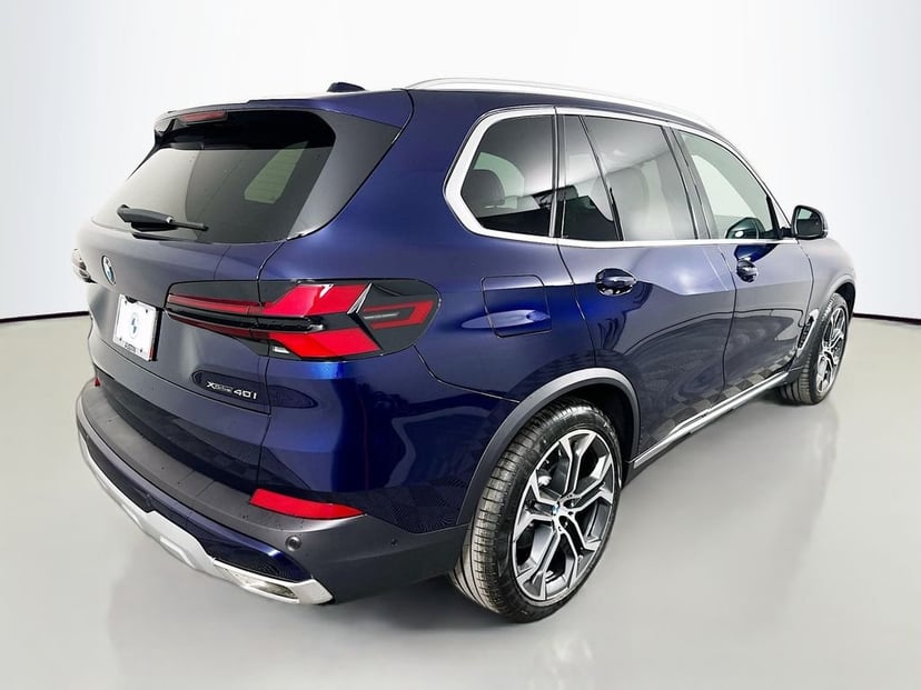 2026 BMW X5 - Image 3