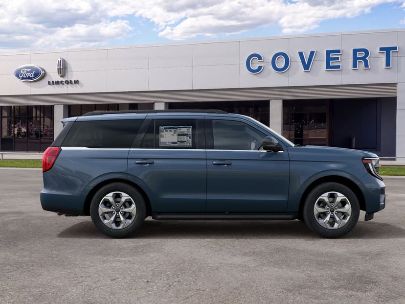 2027 Ford Expedition - Image 1
