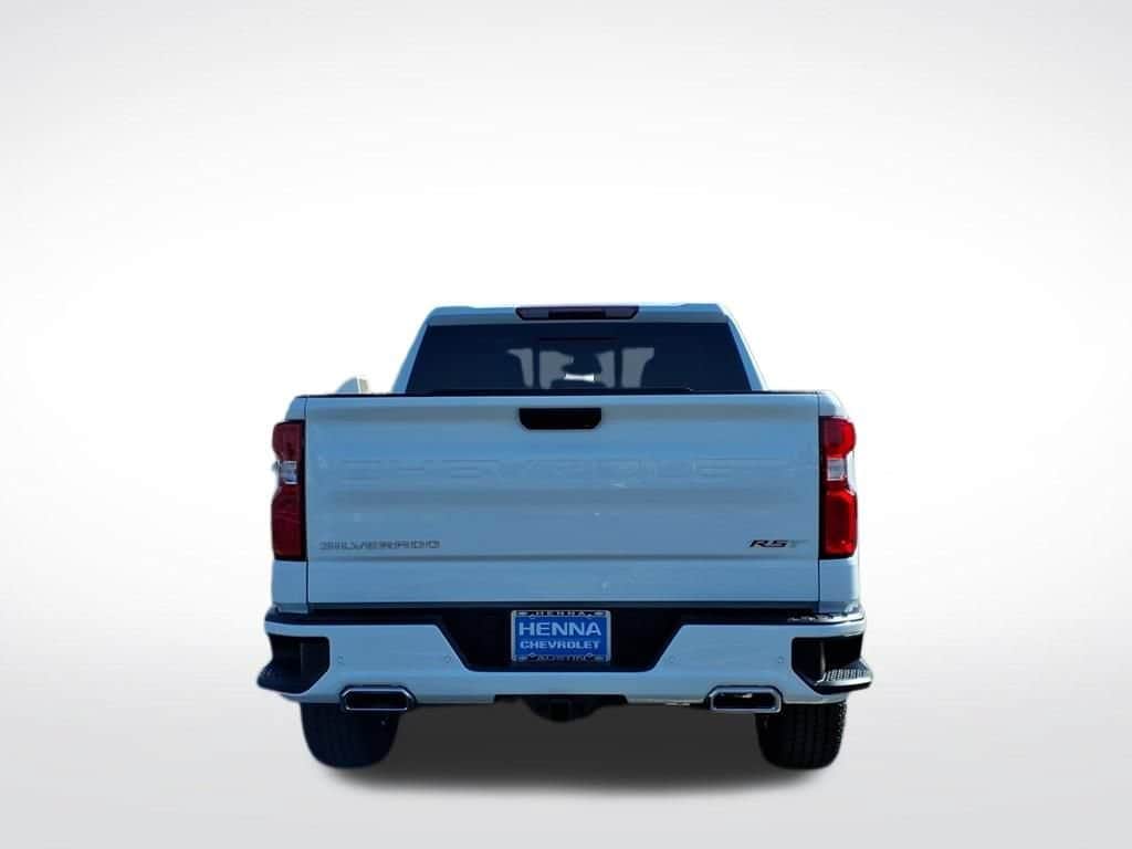 2026 Chevrolet Silverado 1500 - Image 3