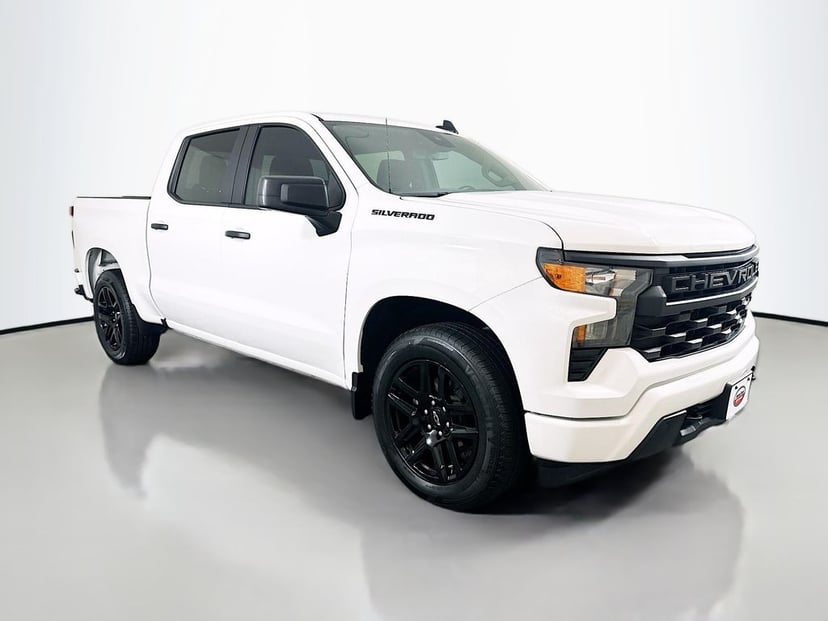 2024 Chevrolet Silverado - Image 2