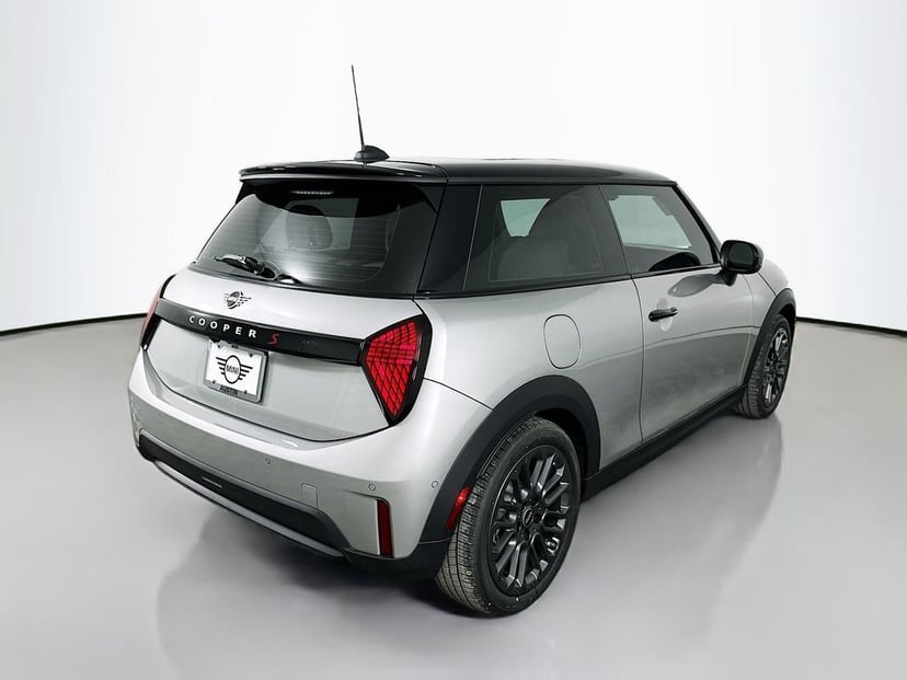 2026 MINI Hardtop - Image 3