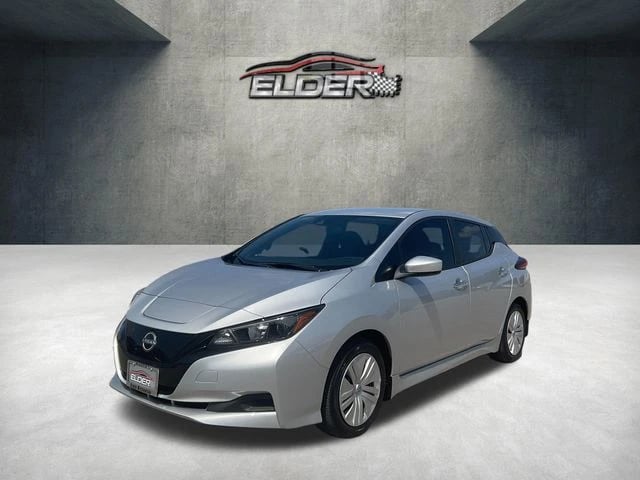 2025 Nissan leaf - Image 1