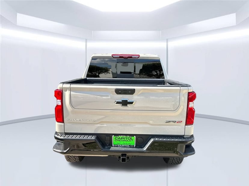2026 Chevrolet Silverado 1500 - Image 3