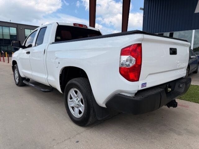2015 Toyota Tundra - Image 2