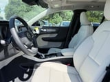 2026 Volvo XC40 - Preview 11