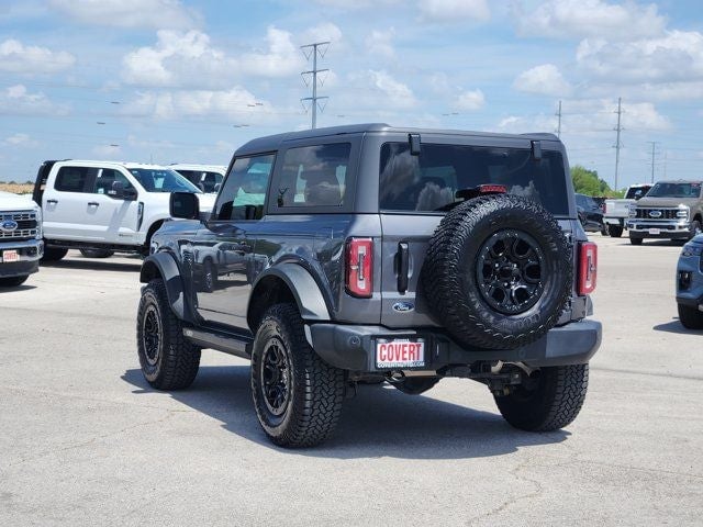 2022 Ford Bronco - Image 3