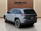 2027 Jeep Grand Cherokee - Preview 3