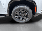 2026 Jeep Grand Wagoneer - Preview 13