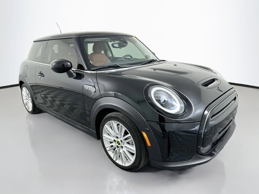 2024 MINI Hardtop - Image 1