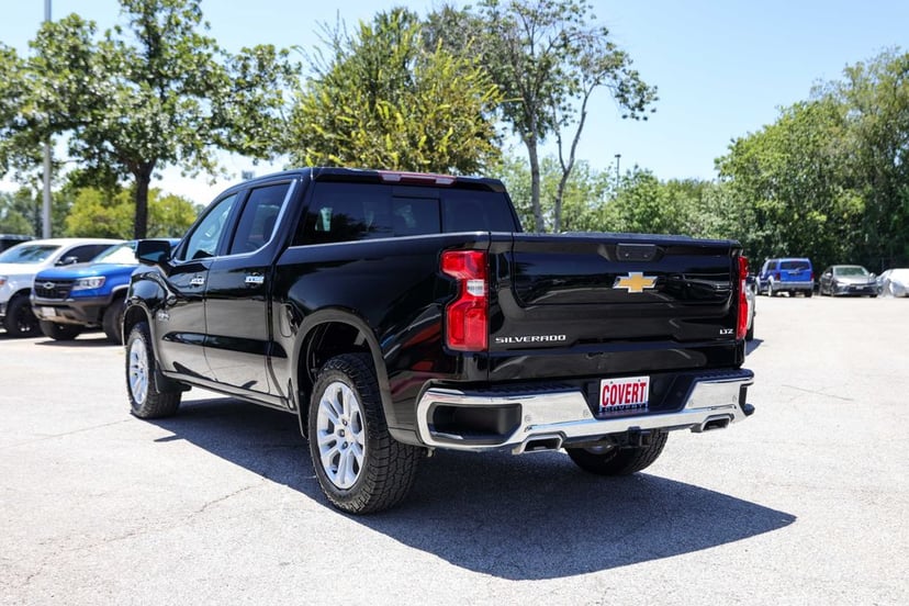 2022 Chevrolet Silverado 1500 - Image 3