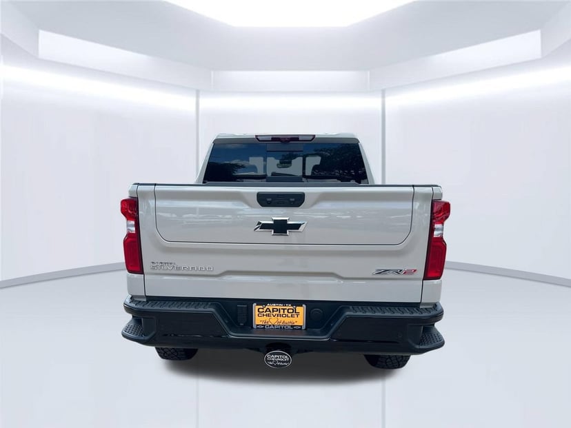 2026 Chevrolet Silverado 1500 - Image 2