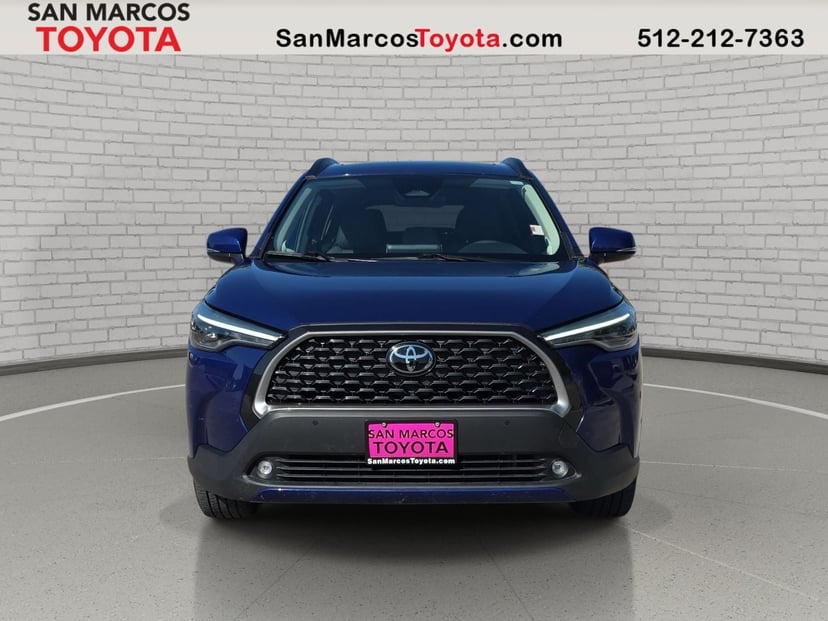 2023 Toyota Corolla Cross - Image 2