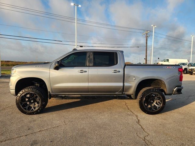 2025 Chevrolet Silverado 1500 - Image 3