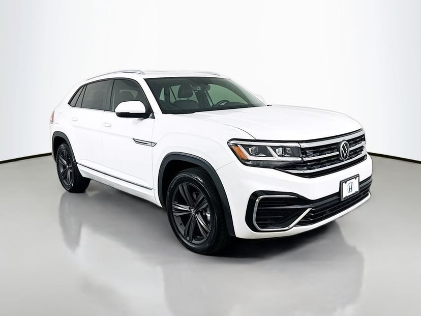 2021 Volkswagen Atlas Cross Sport - Image 1