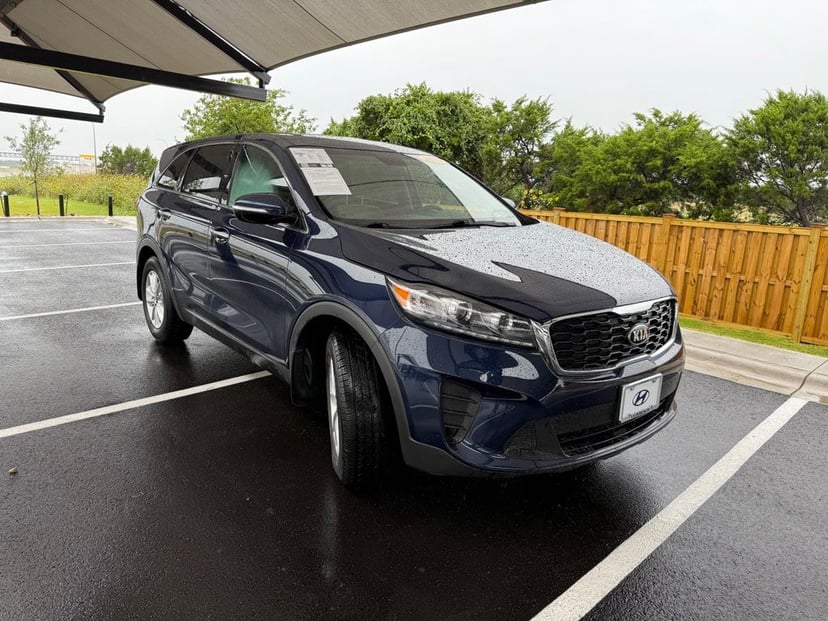 2019 Kia Sorento - Image 3