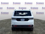 2026 Jeep Grand Wagoneer - Preview 4