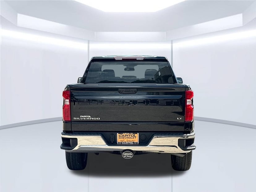 2026 Chevrolet Silverado 1500 - Image 2