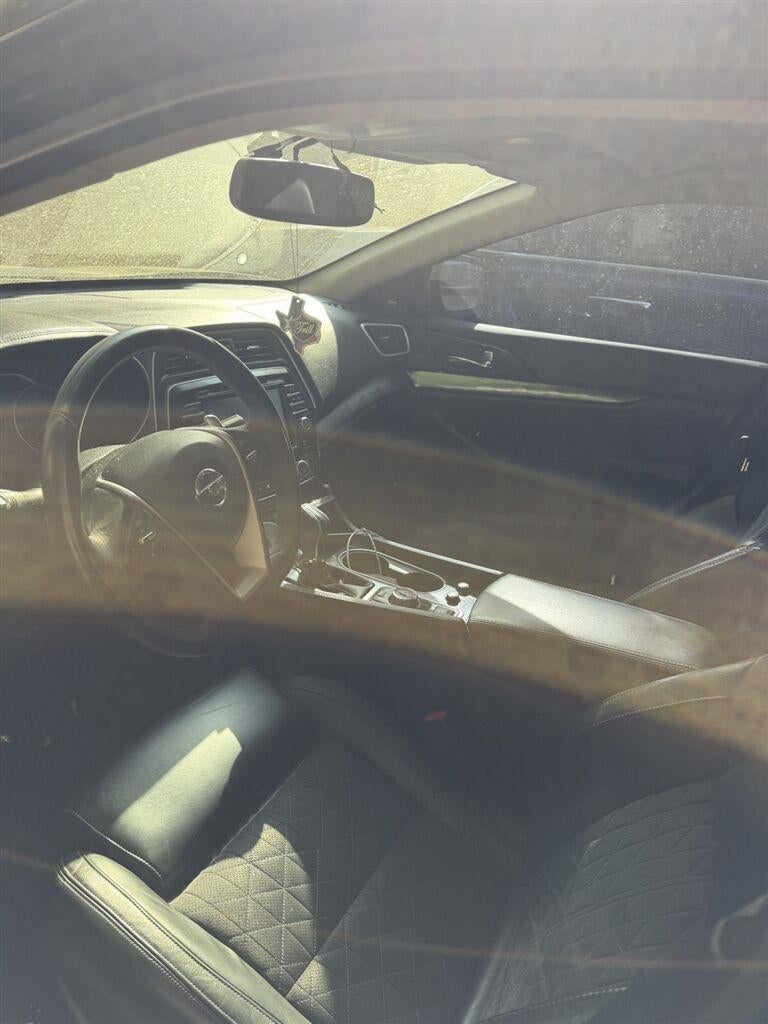2017 Nissan maxima - Image 3