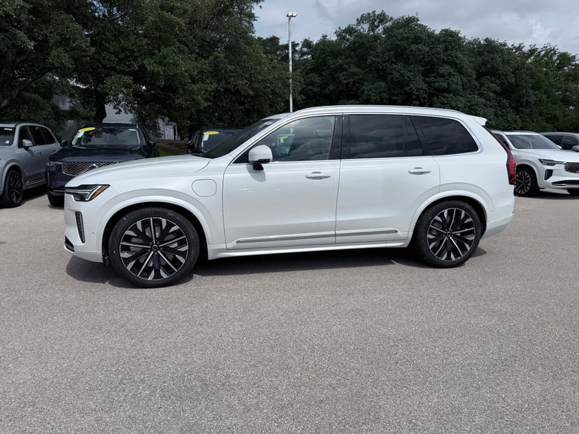 2026 Volvo XC90 - Image 1