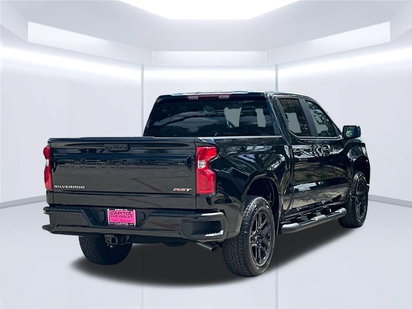 2026 Chevrolet Silverado 1500 - Image 3