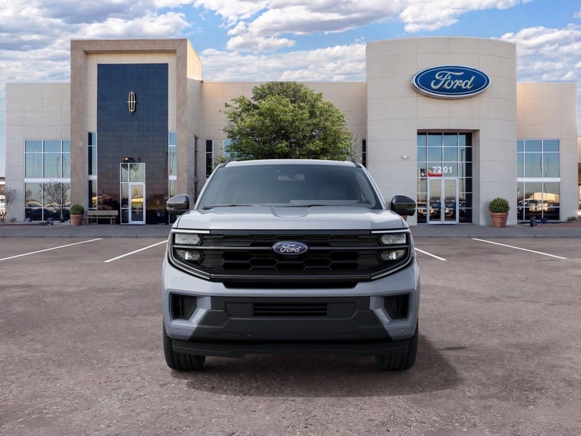 2027 Ford Expedition - Image 1