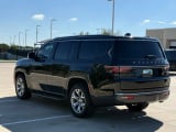 2022 Jeep Wagoneer - Preview 8