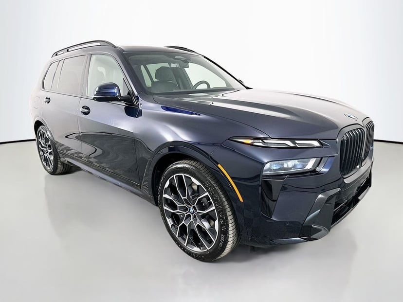 2027 BMW X7 - Image 2