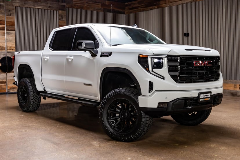 2026 GMC Sierra 1500 - Image 1