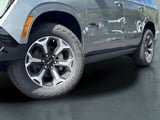 2026 GMC Yukon - Preview 2