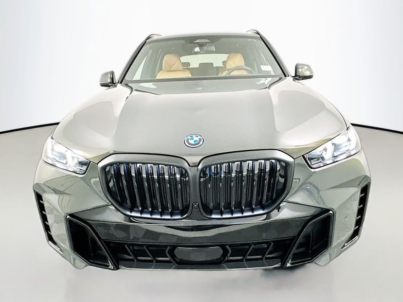 2026 BMW X5 - Image 3