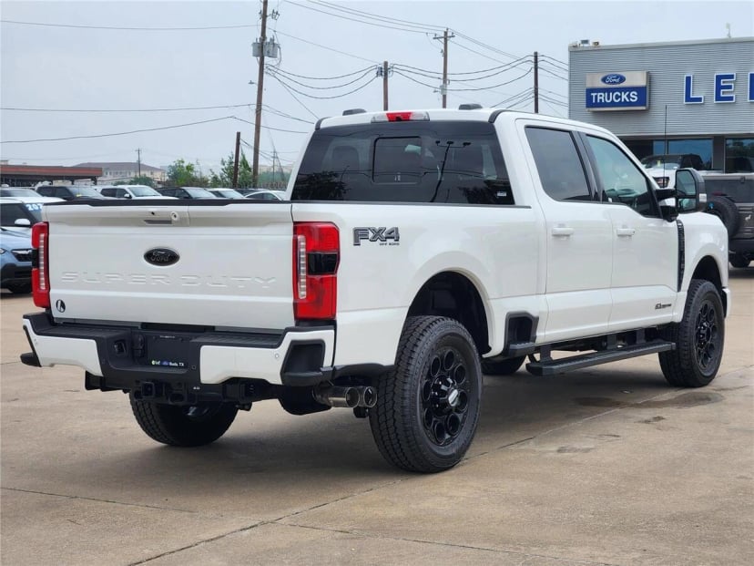 2026 Ford F-250 - Image 3