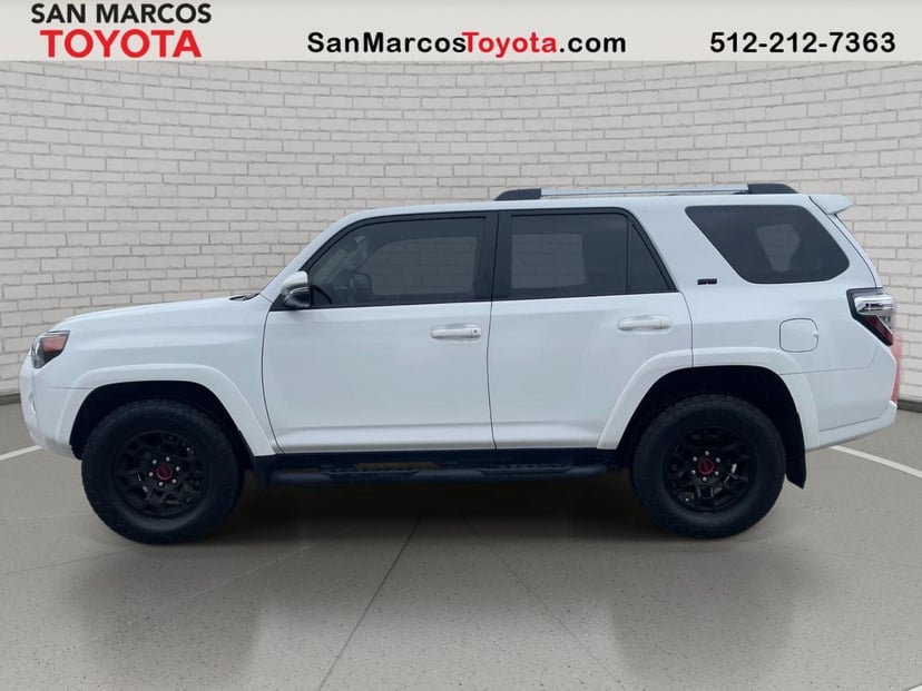 2024 Toyota 4runner - Image 2