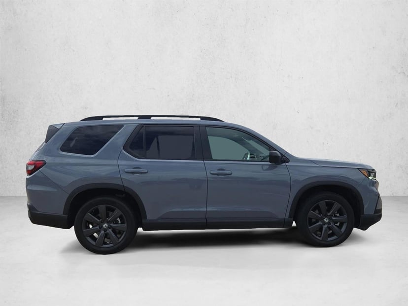 2025 Honda Pilot - Image 1