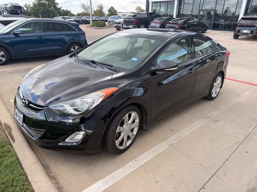 2013 Hyundai Elantra - Image 1
