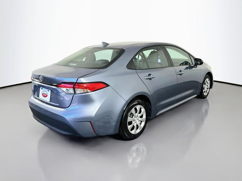 2025 Toyota Corolla - Image 3