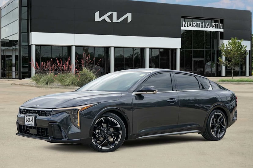 2025 Kia K4 - Image 1