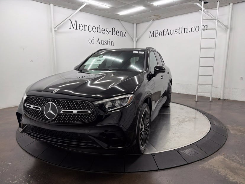 2027 Mercedes-Benz GLC - Image 1
