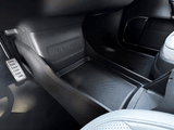 2024 Rivian R1S - Preview 10
