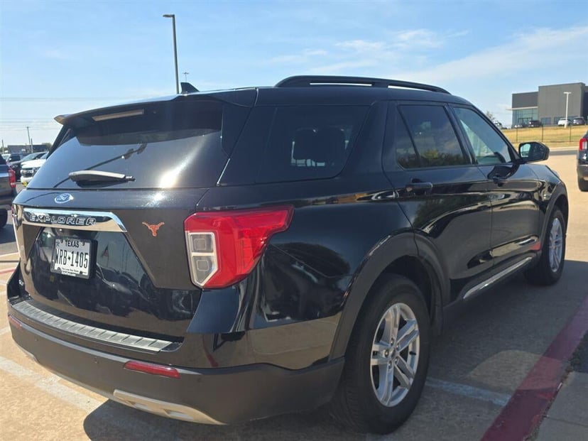 2024 Ford Explorer - Image 3