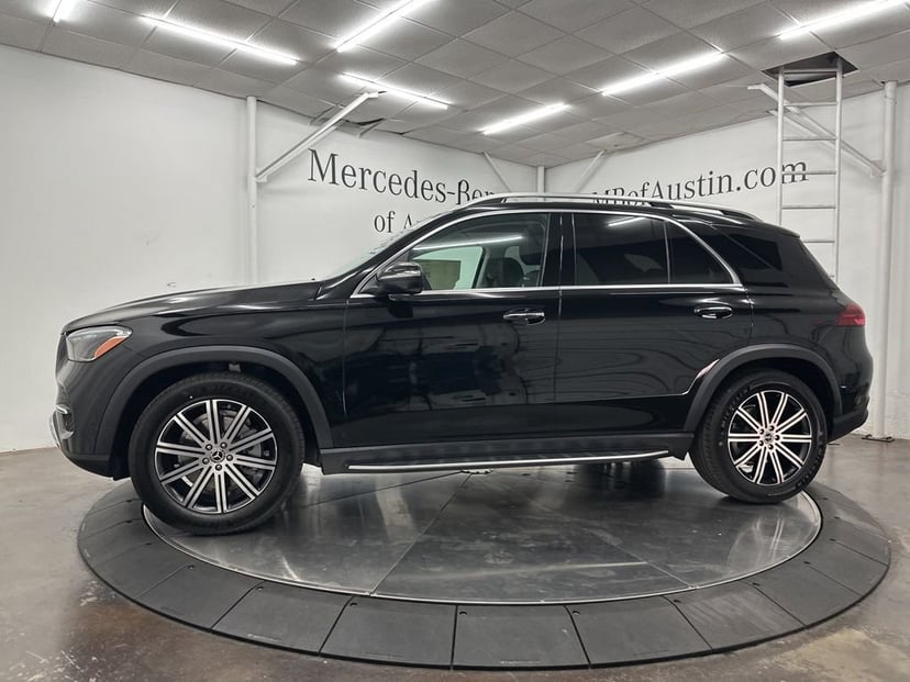 2026 Mercedes-Benz GLE - Image 2